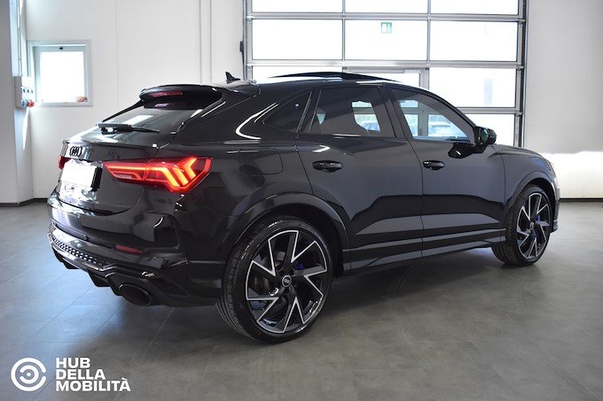 AUDI RS Q3 SPB quattro S tronic